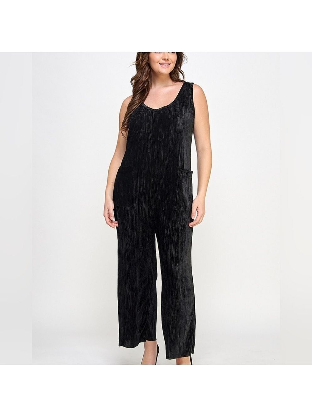 Elegant Black Velvet Sleeveless Jumpsuit Plus Sizes - Picture 4 of 4